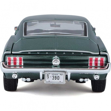 31166 Машинка die-cast 1967 Ford Mustang Fastback, 1:18,  тёмно-зеленая, открывающиеся двери